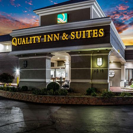 Quality Inn & Suites Kansas City - Independence I-70 East Екстер'єр фото