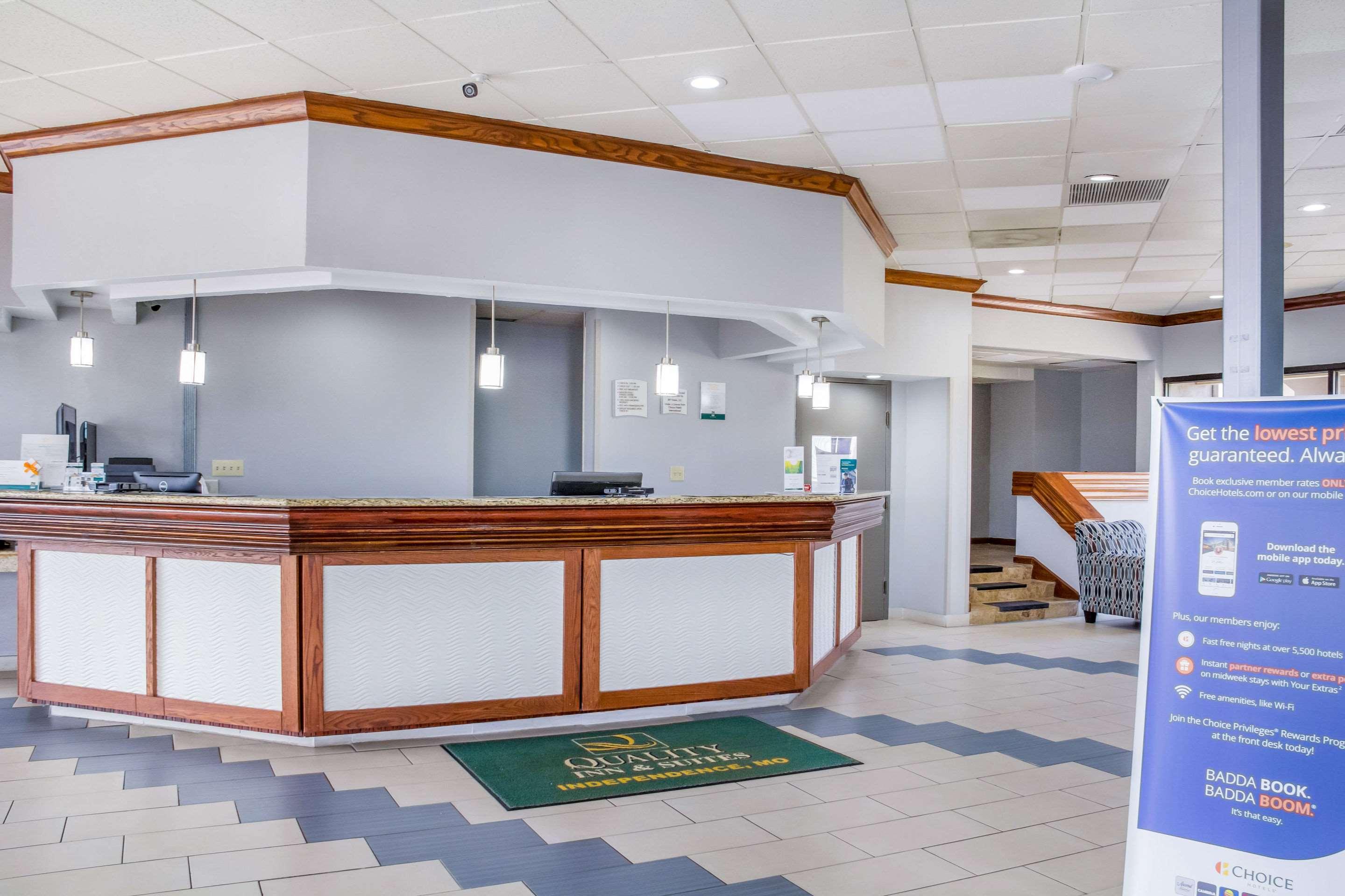 Quality Inn & Suites Kansas City - Independence I-70 East Екстер'єр фото